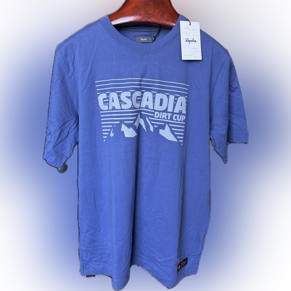 Rapha Cascadia Dirt Cup Graphic Tee in Blue, Medium